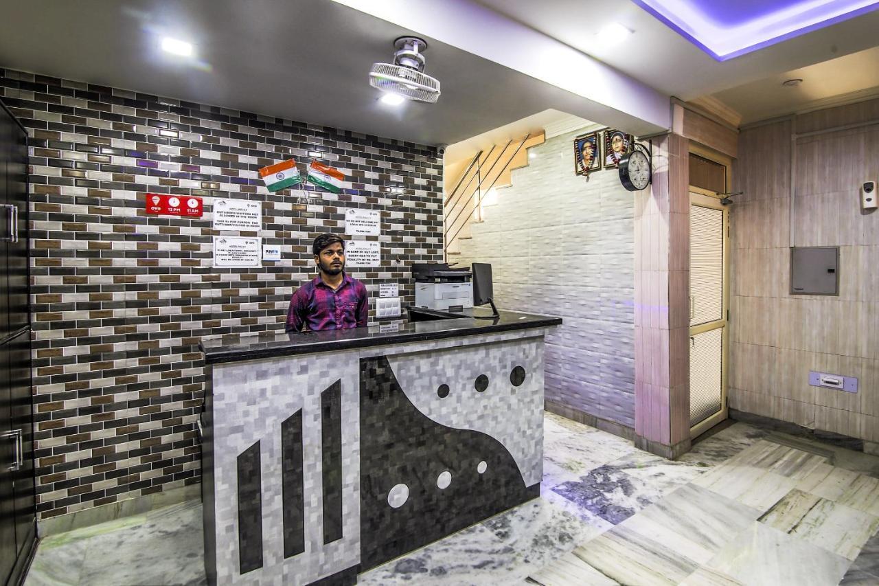 Oyo 8888 Riga Hs Deluxe Hotel Agra  Exterior foto